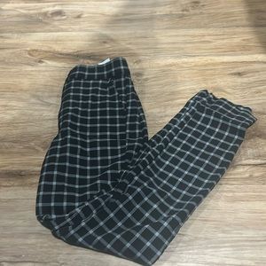 Hollister plaid pants.Size Xs- Ultra high rise